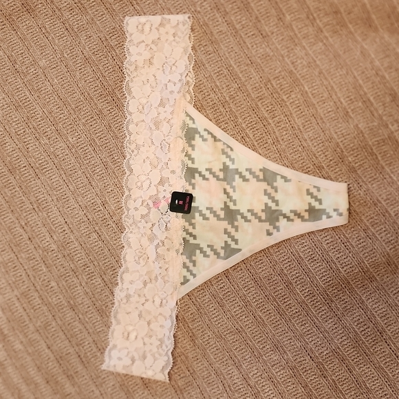 NWT/washed or worn option la senza lace thong panty - Picture 1 of 2